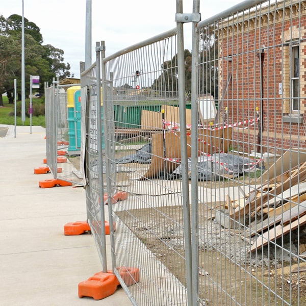 what's the procedure for scheduling the pickup of the temporary fence after my job or even is finished